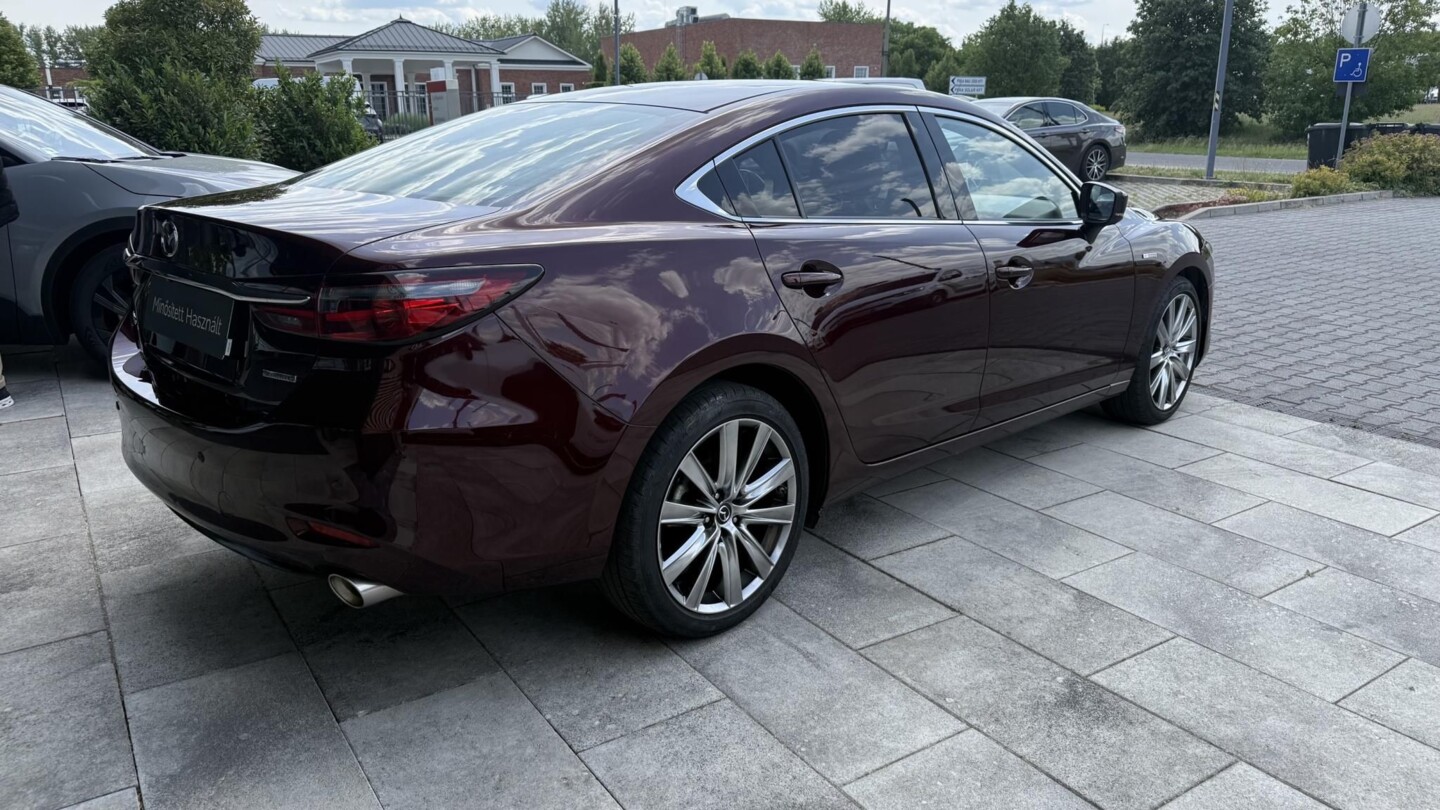 Mazda 6