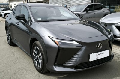 Lexus RZ