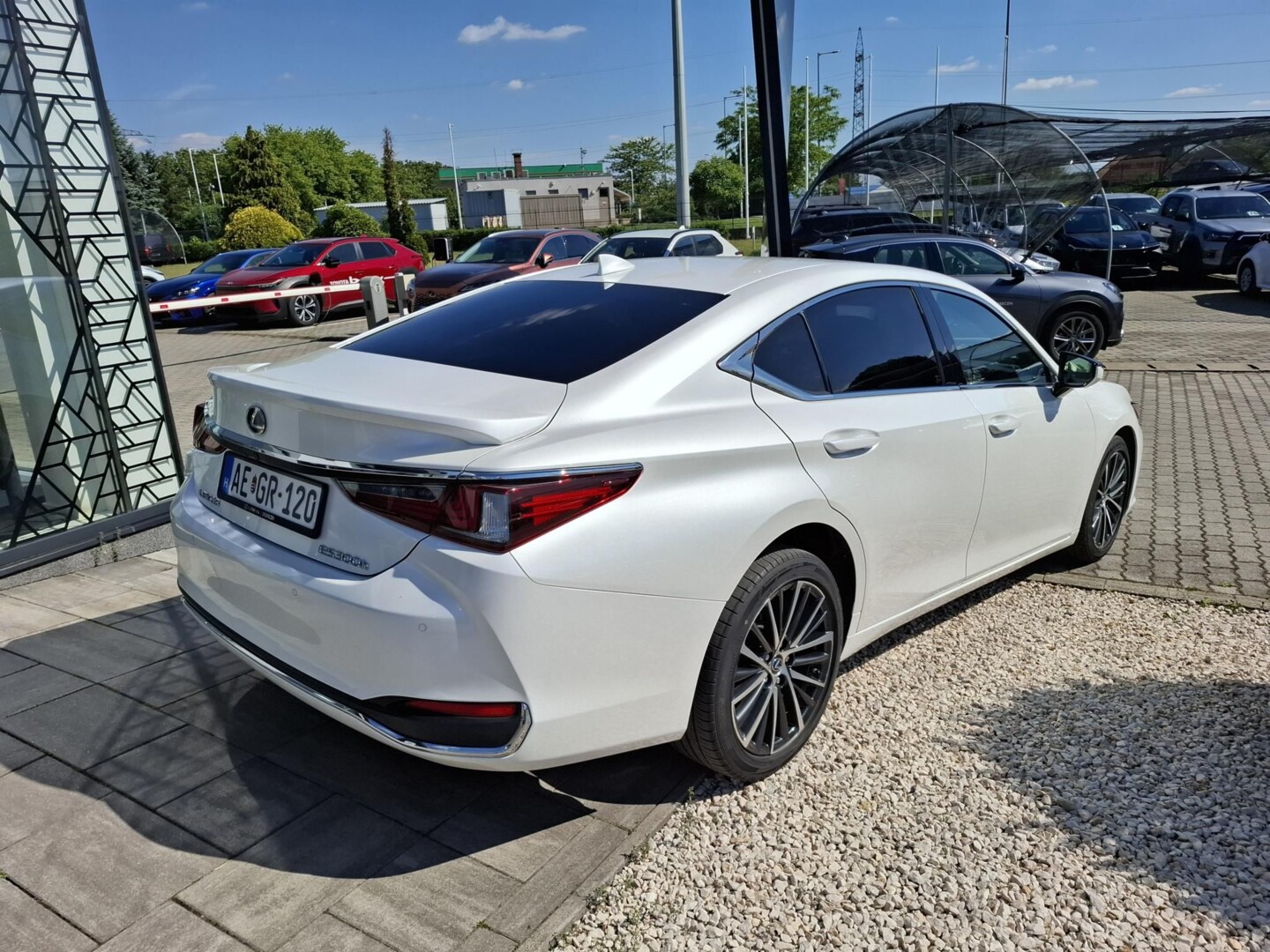 Lexus ES