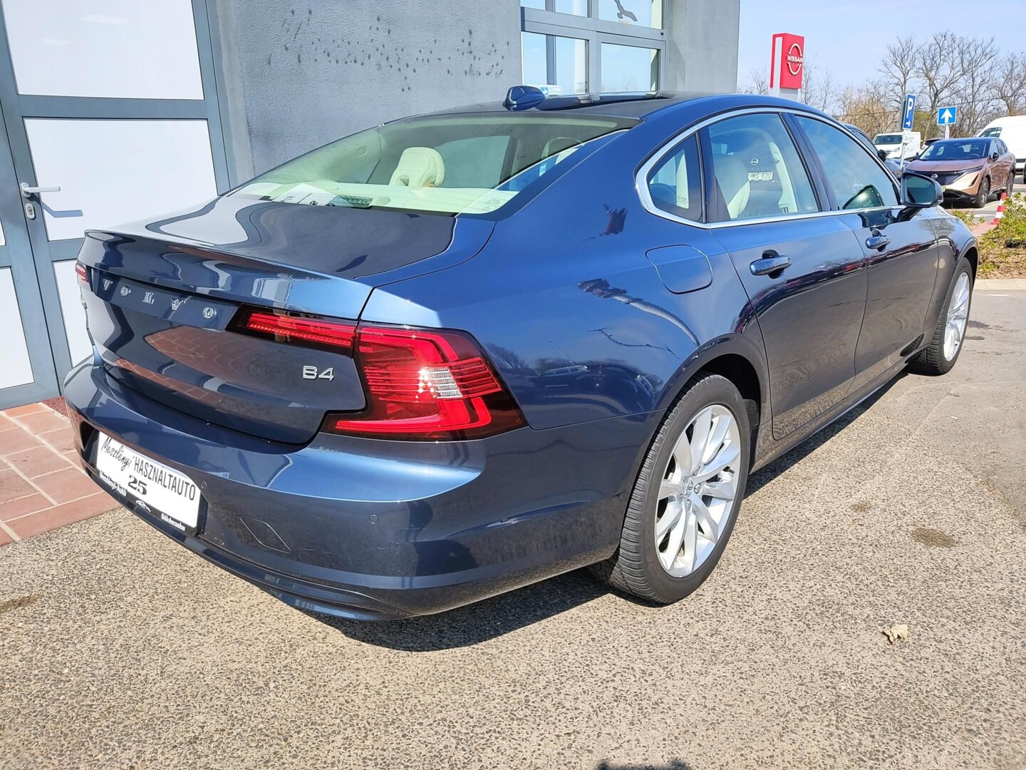 Volvo S90