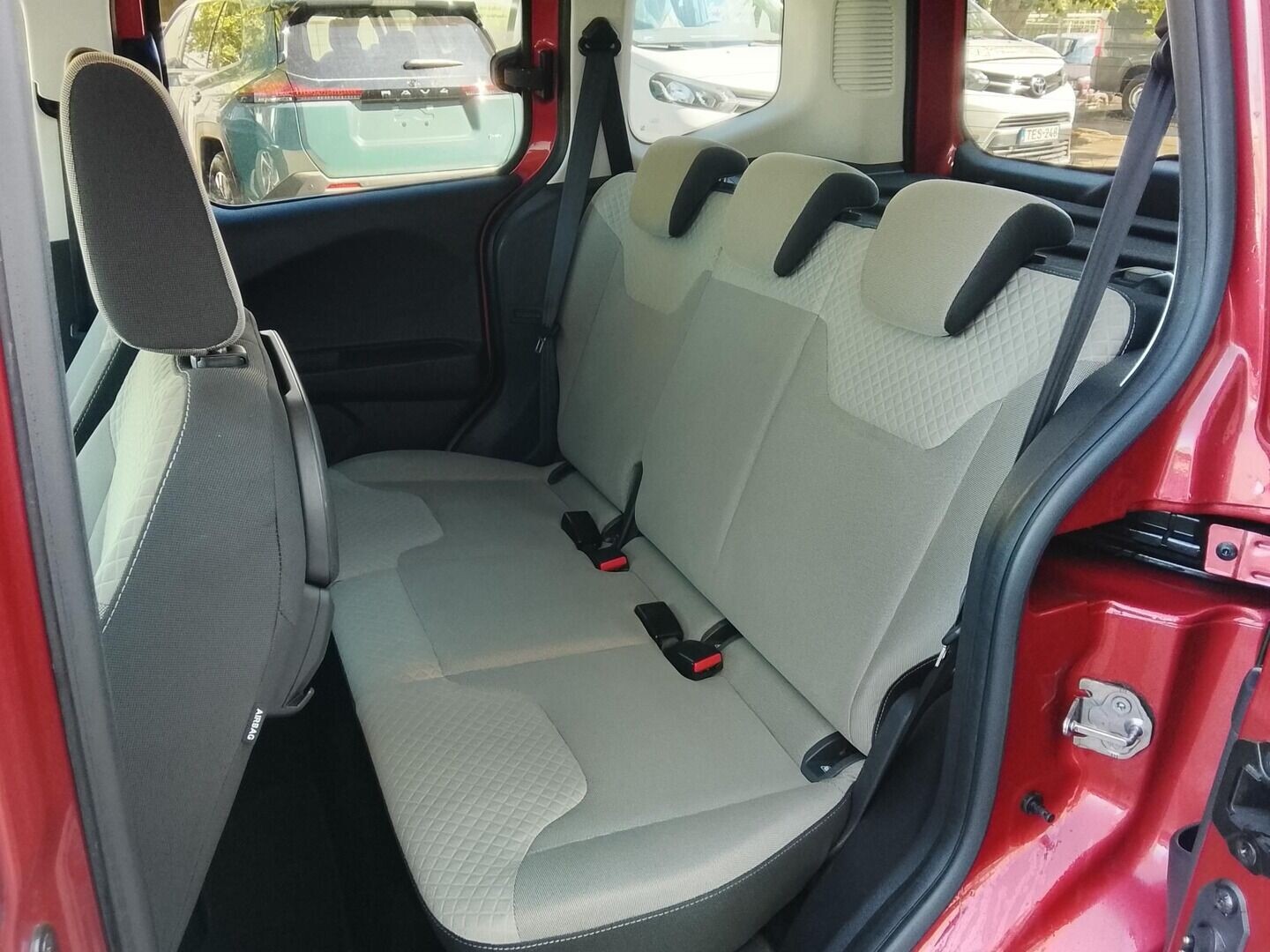 Ford Transit Courier