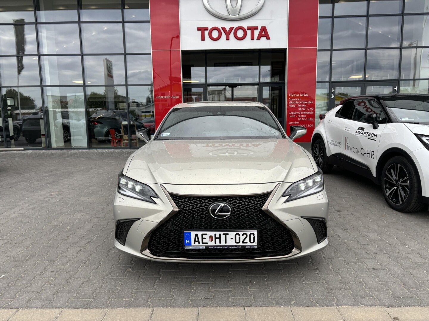 Lexus ES