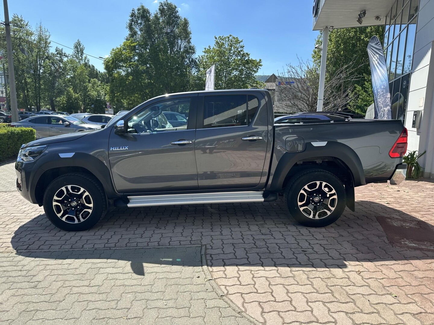 Toyota Hilux