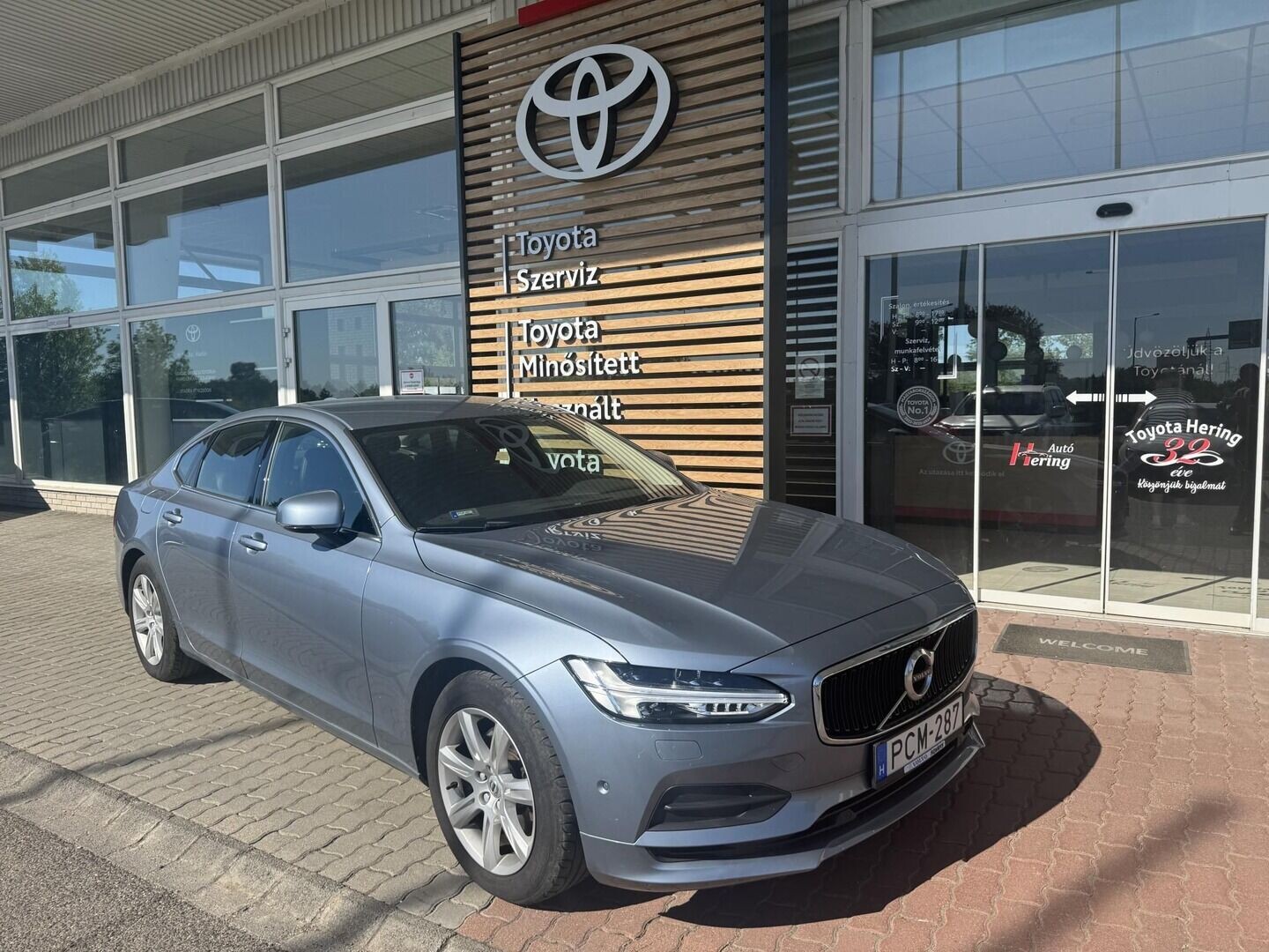 Volvo S90