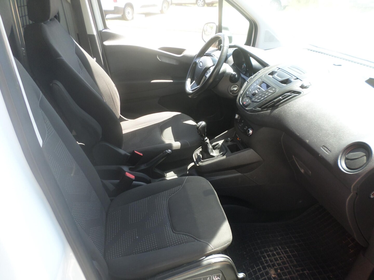 Ford Transit Courier