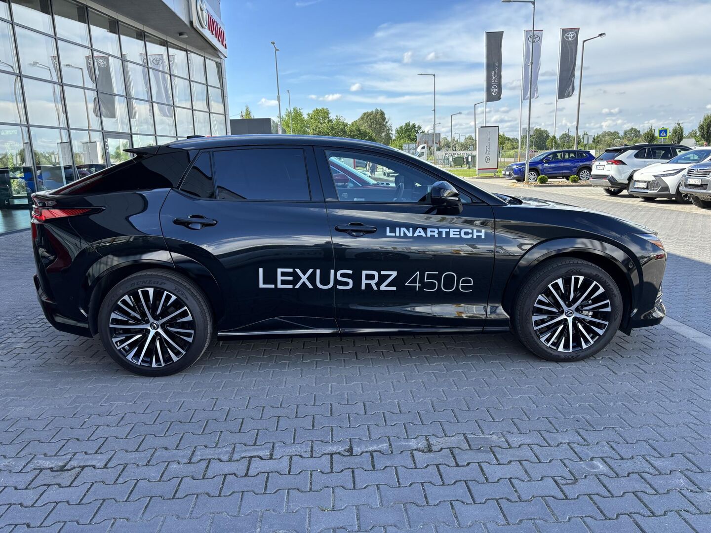 Lexus Rz