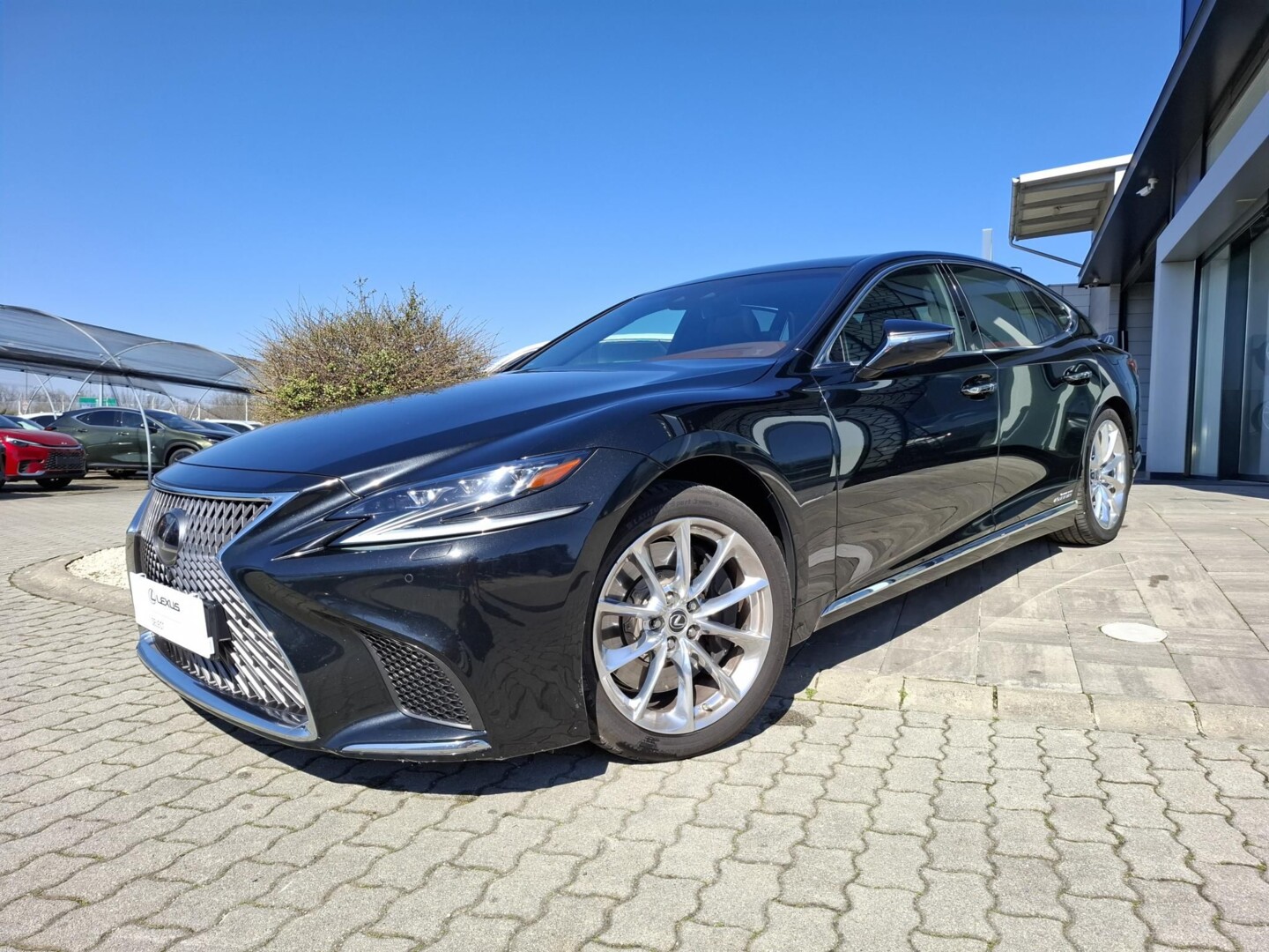 Lexus LS