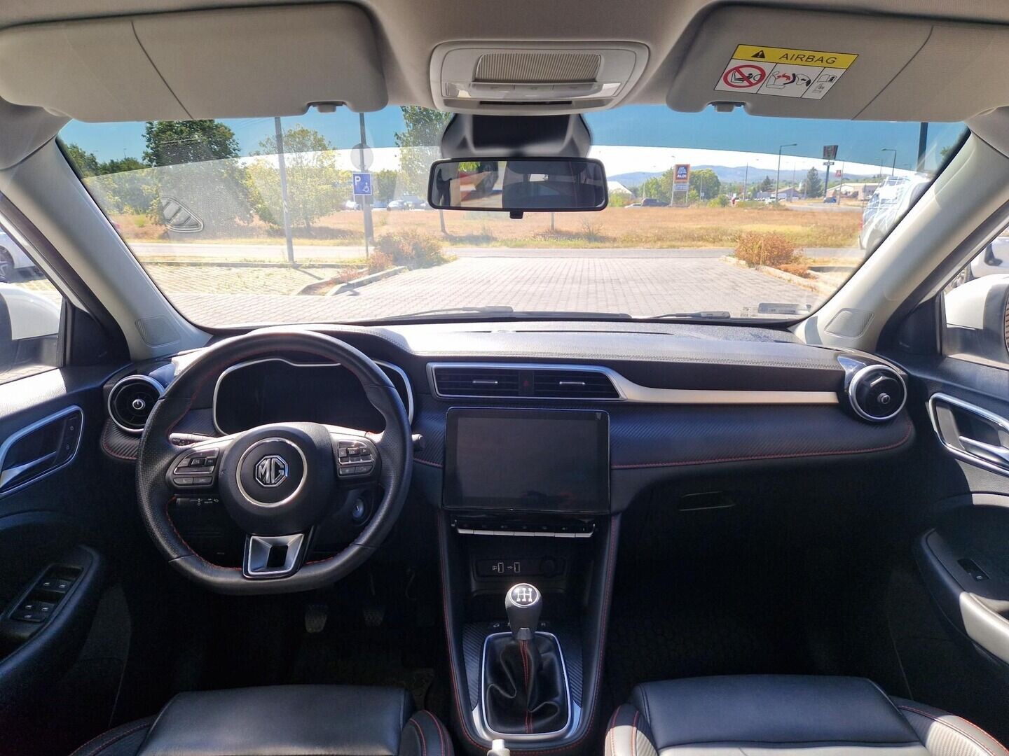 MG ZS