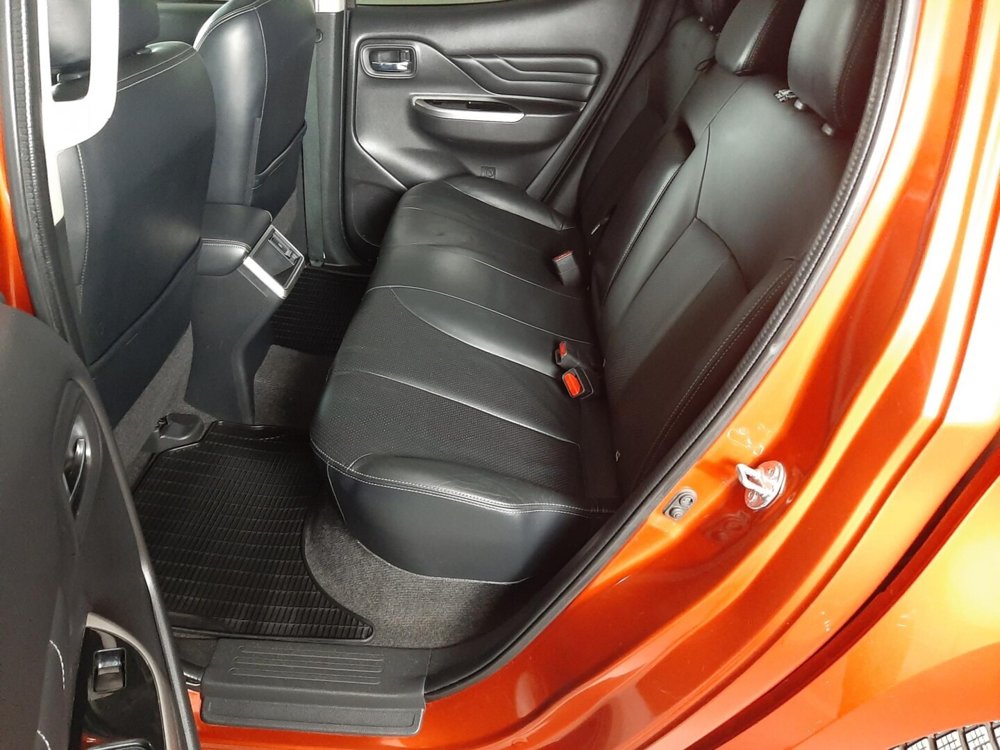 Mitsubishi L200