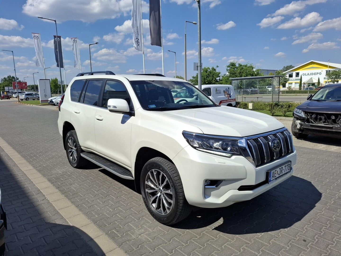 Toyota Land Cruiser