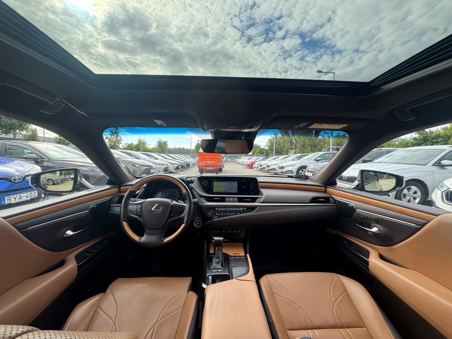 Lexus ES