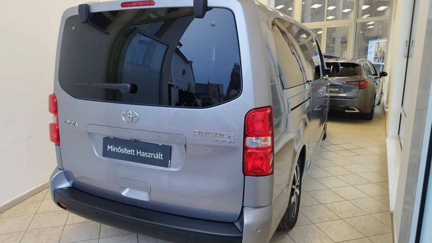 Toyota PROACE