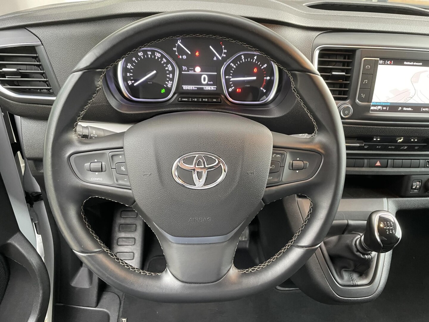 Toyota PROACE