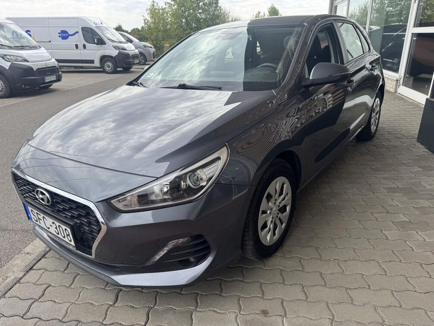 Hyundai i30