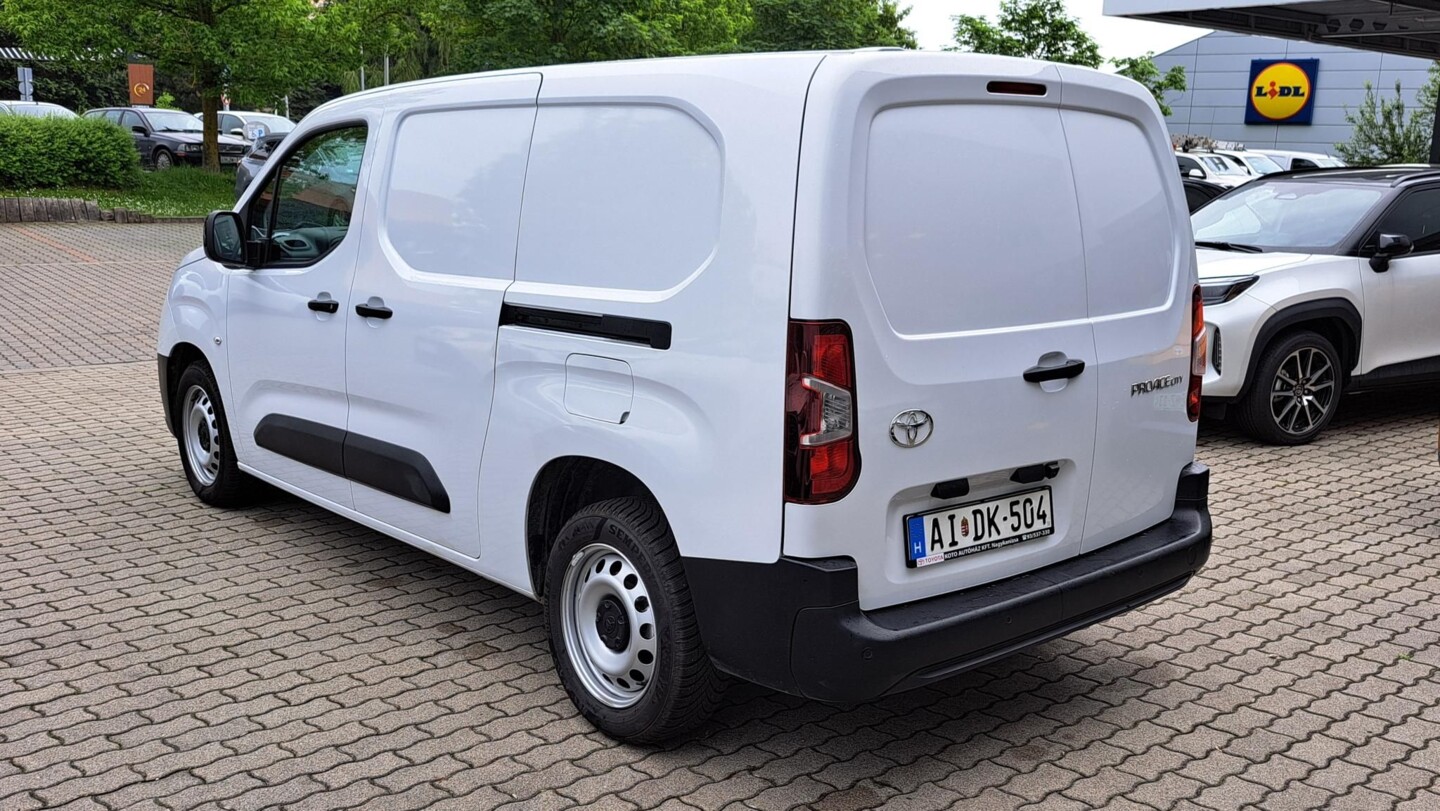 Toyota PROACE
