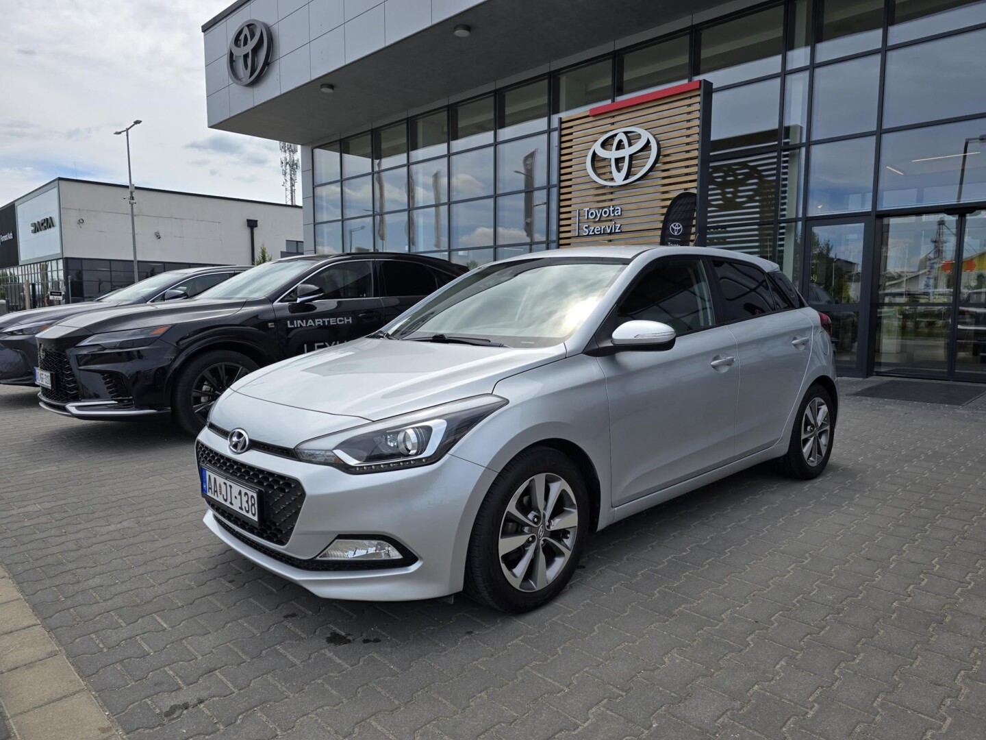 Hyundai i20