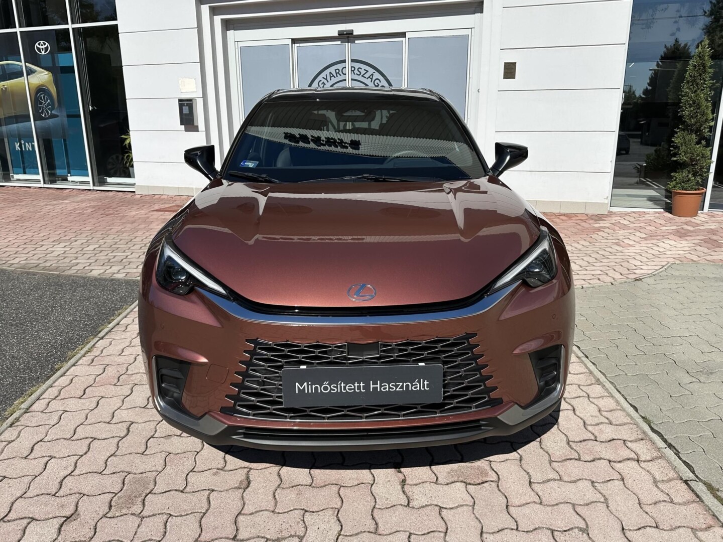 Lexus LBX