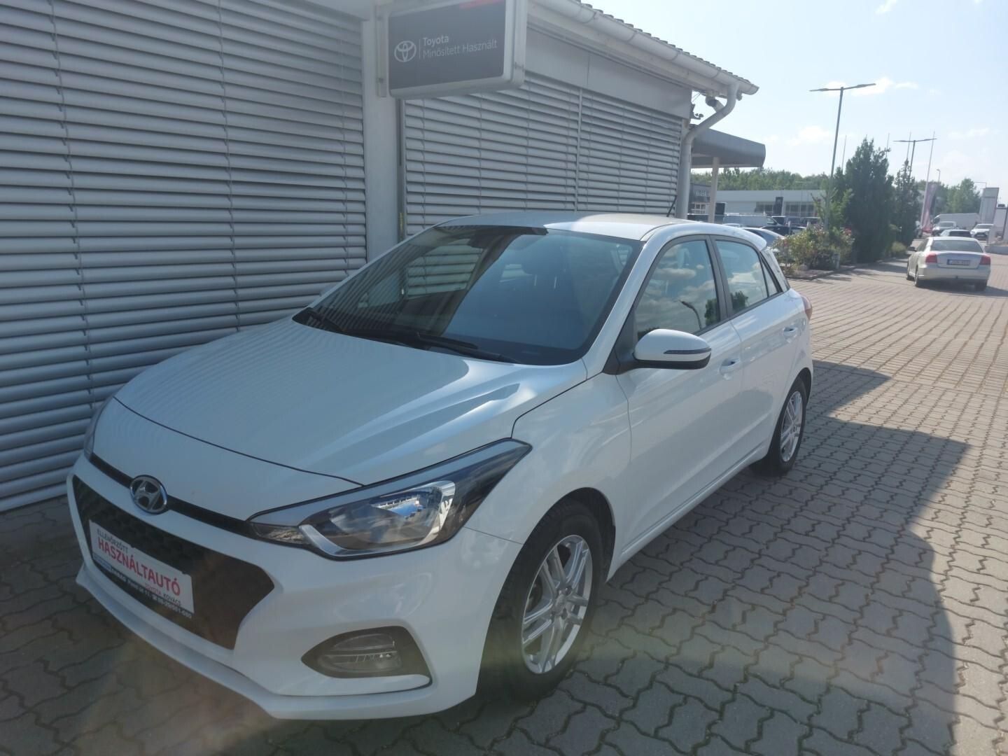 Hyundai i20