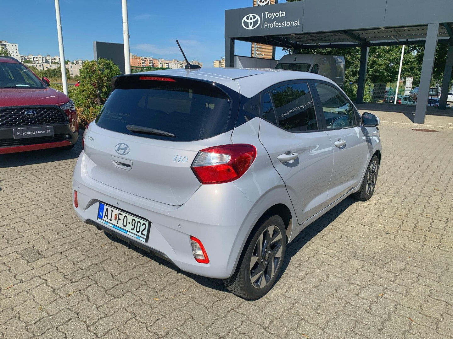 Hyundai i10