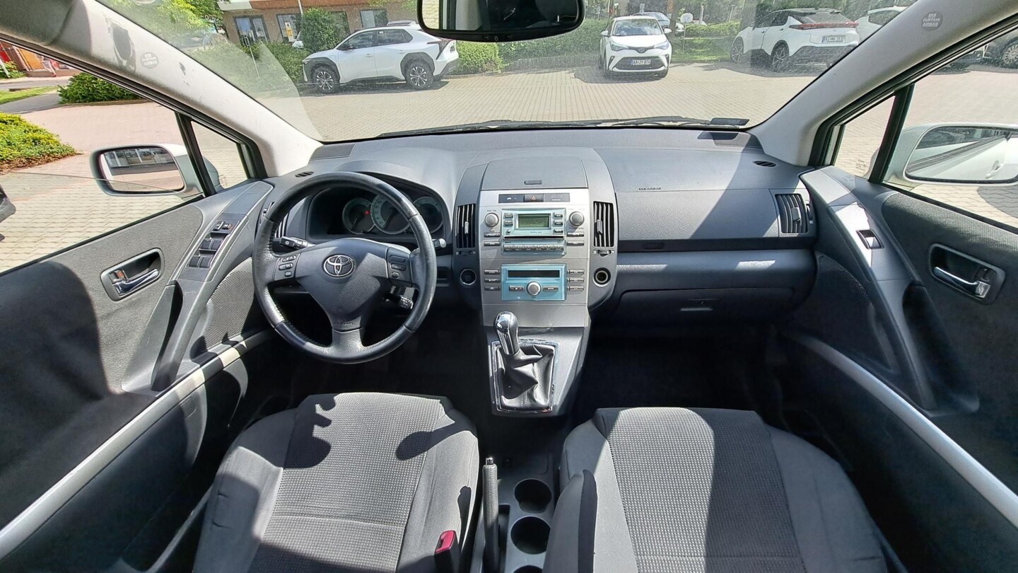 Toyota Corolla Verso