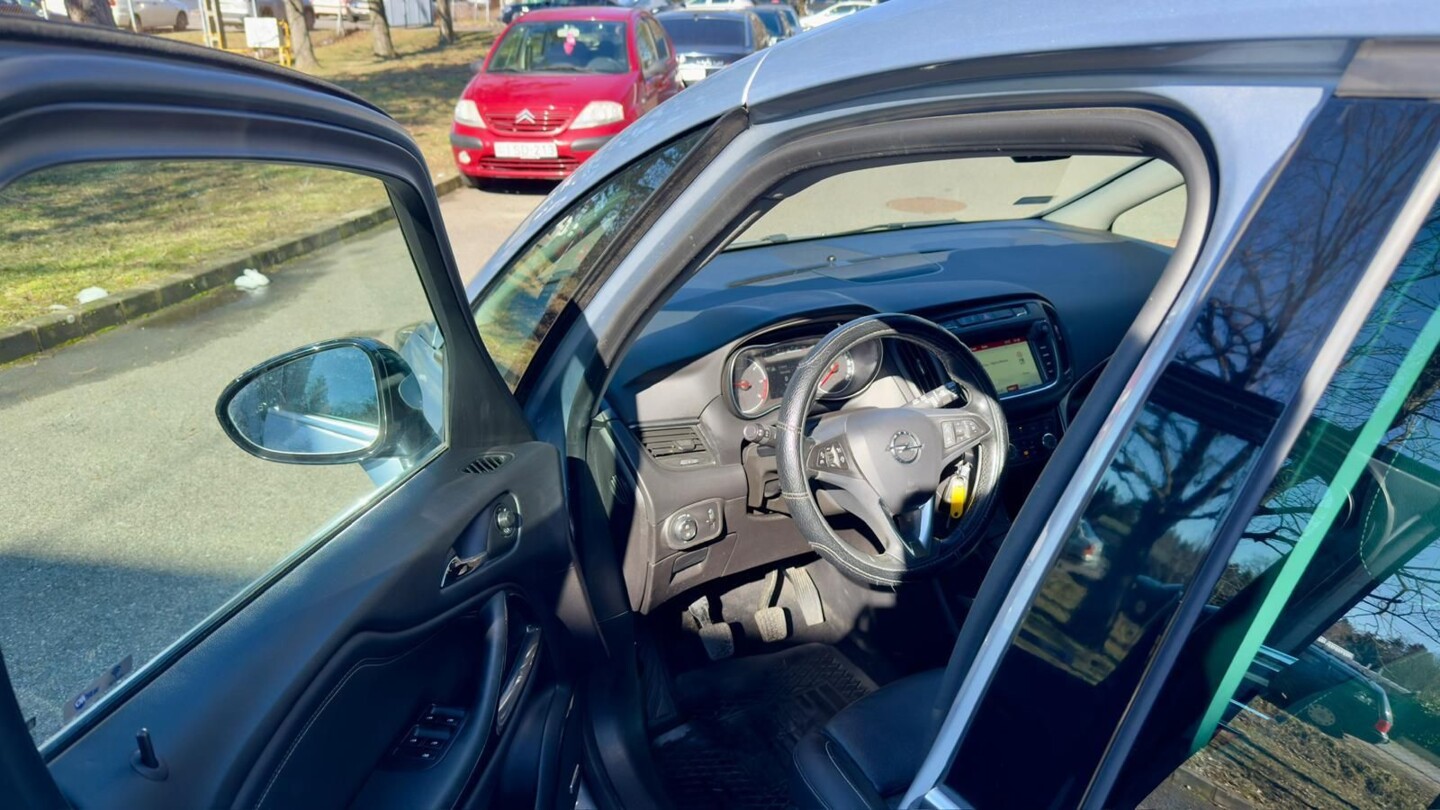 Opel Zafira