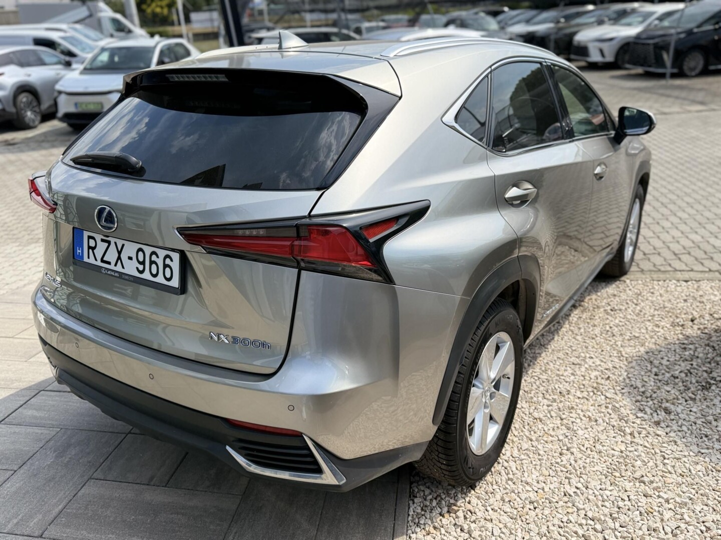 Lexus NX