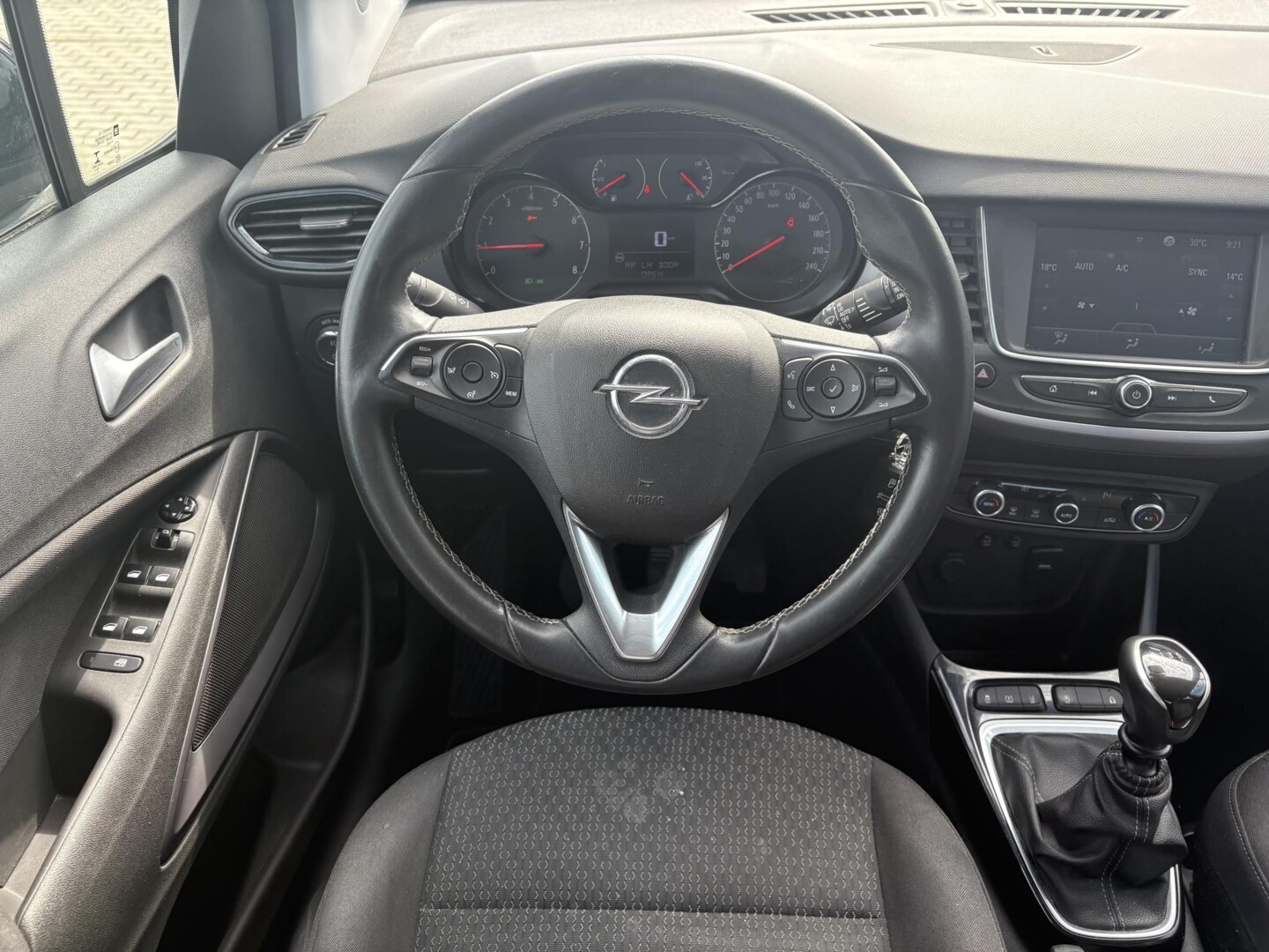 Opel Crossland X