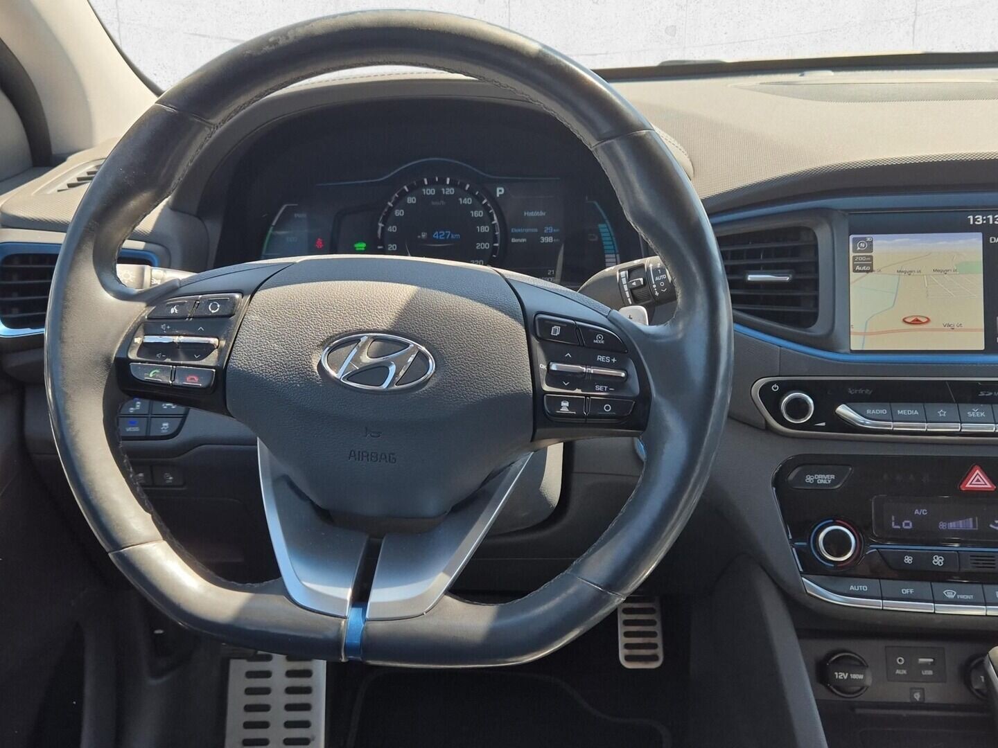 Hyundai IONIQ