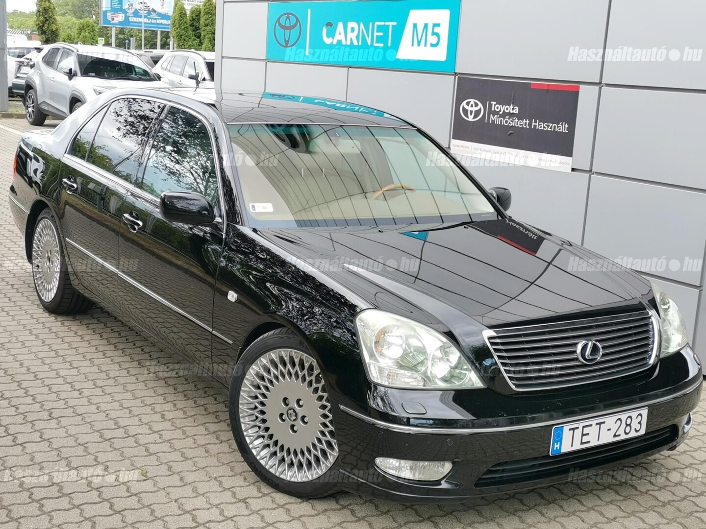 Lexus LS
