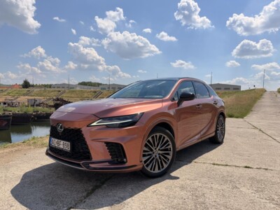 Lexus RX