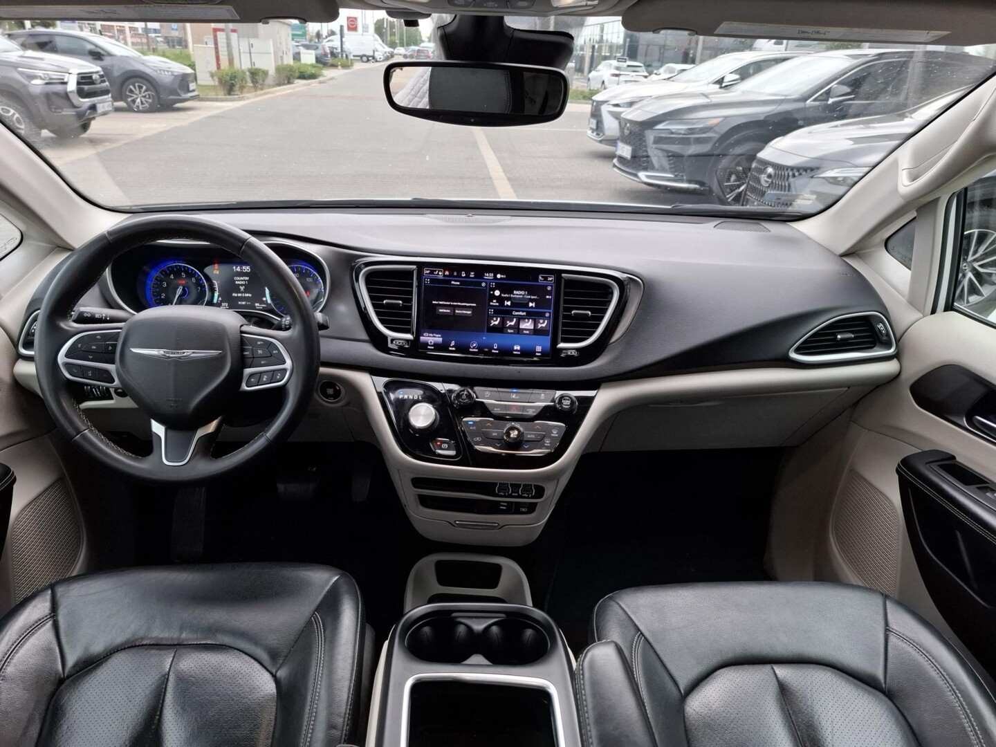 Chrysler Pacifica
