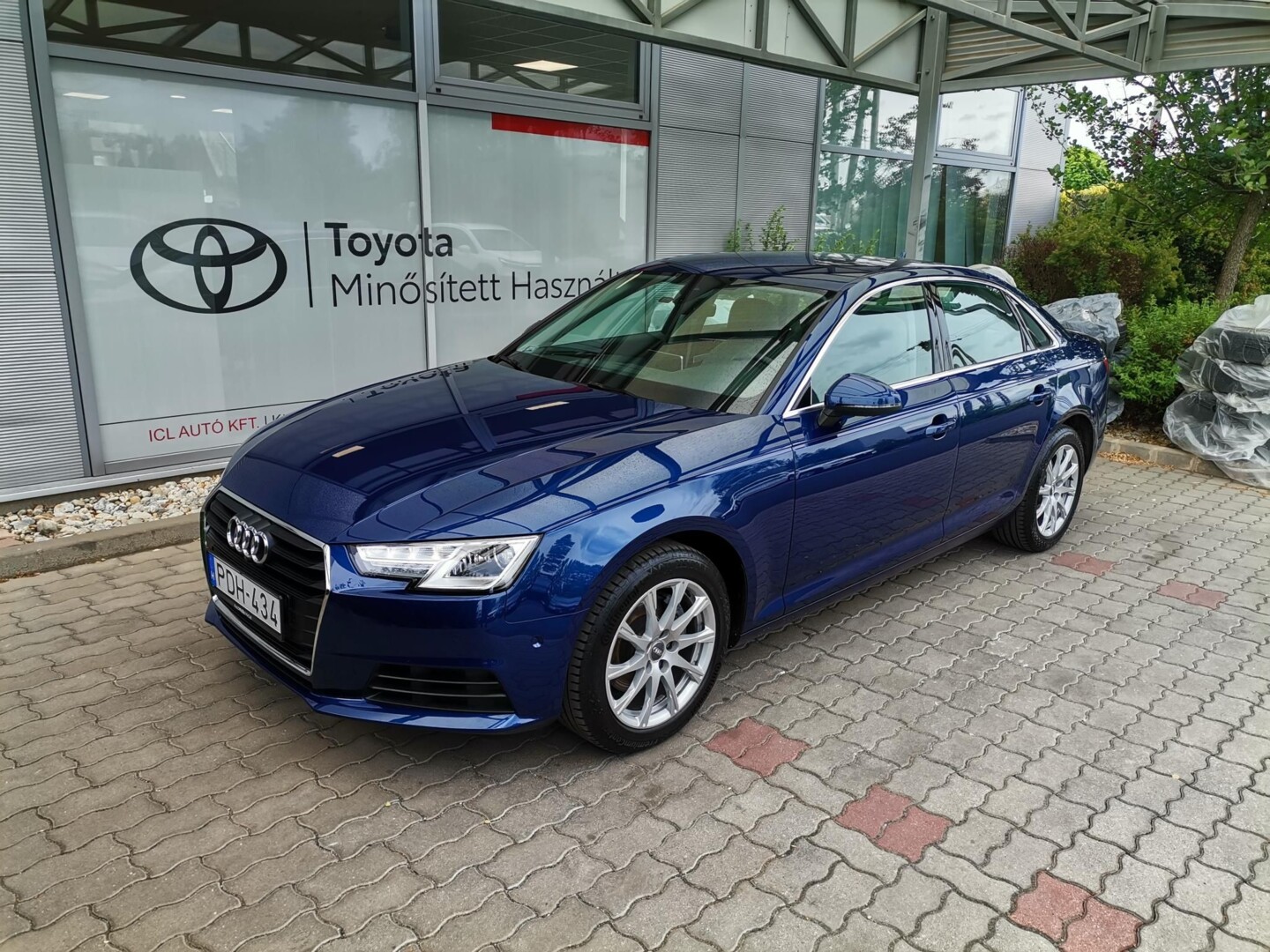 Audi A4