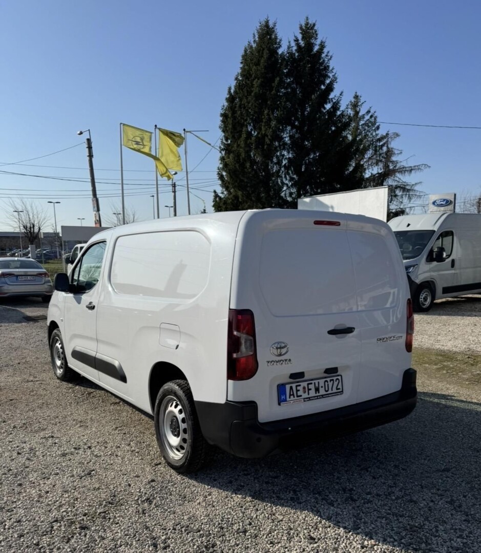 Toyota PROACE