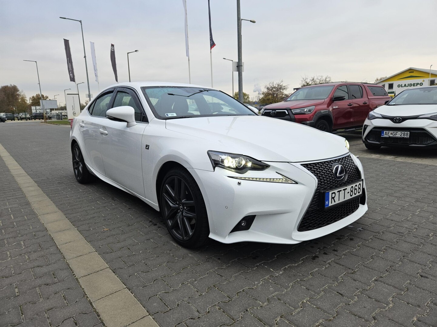 Lexus IS