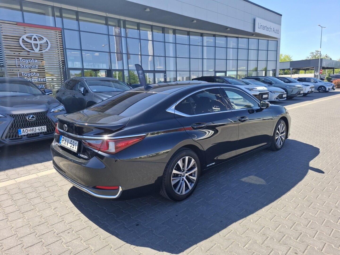 Lexus ES