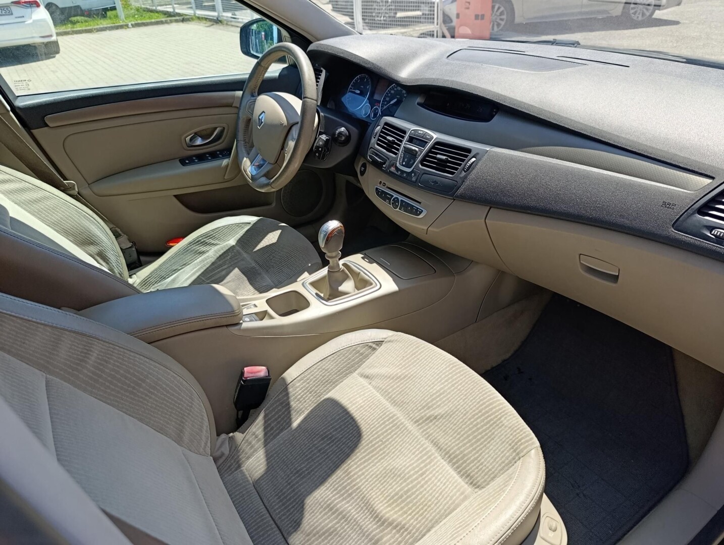 Renault Laguna