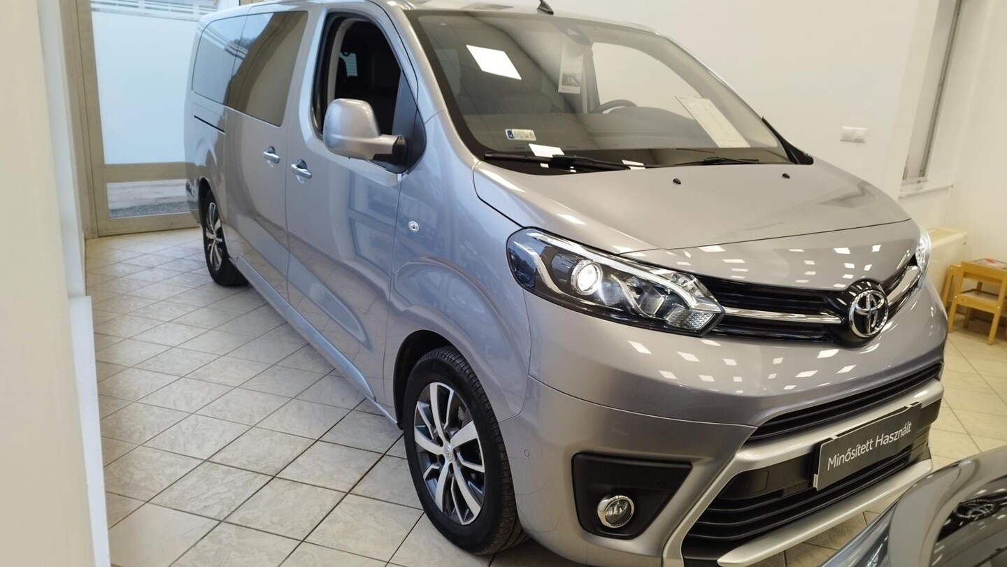 Toyota PROACE