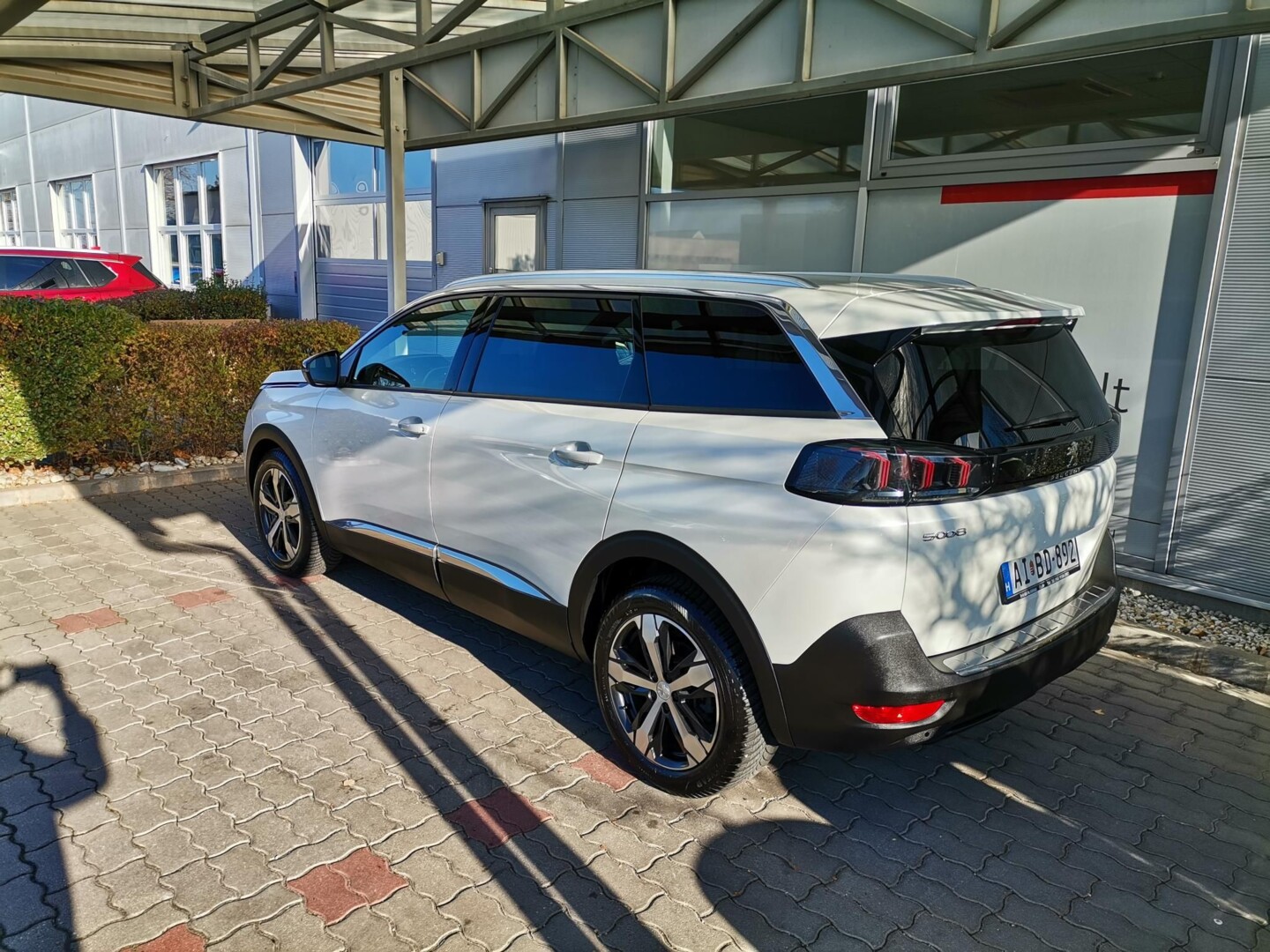 Peugeot 5008