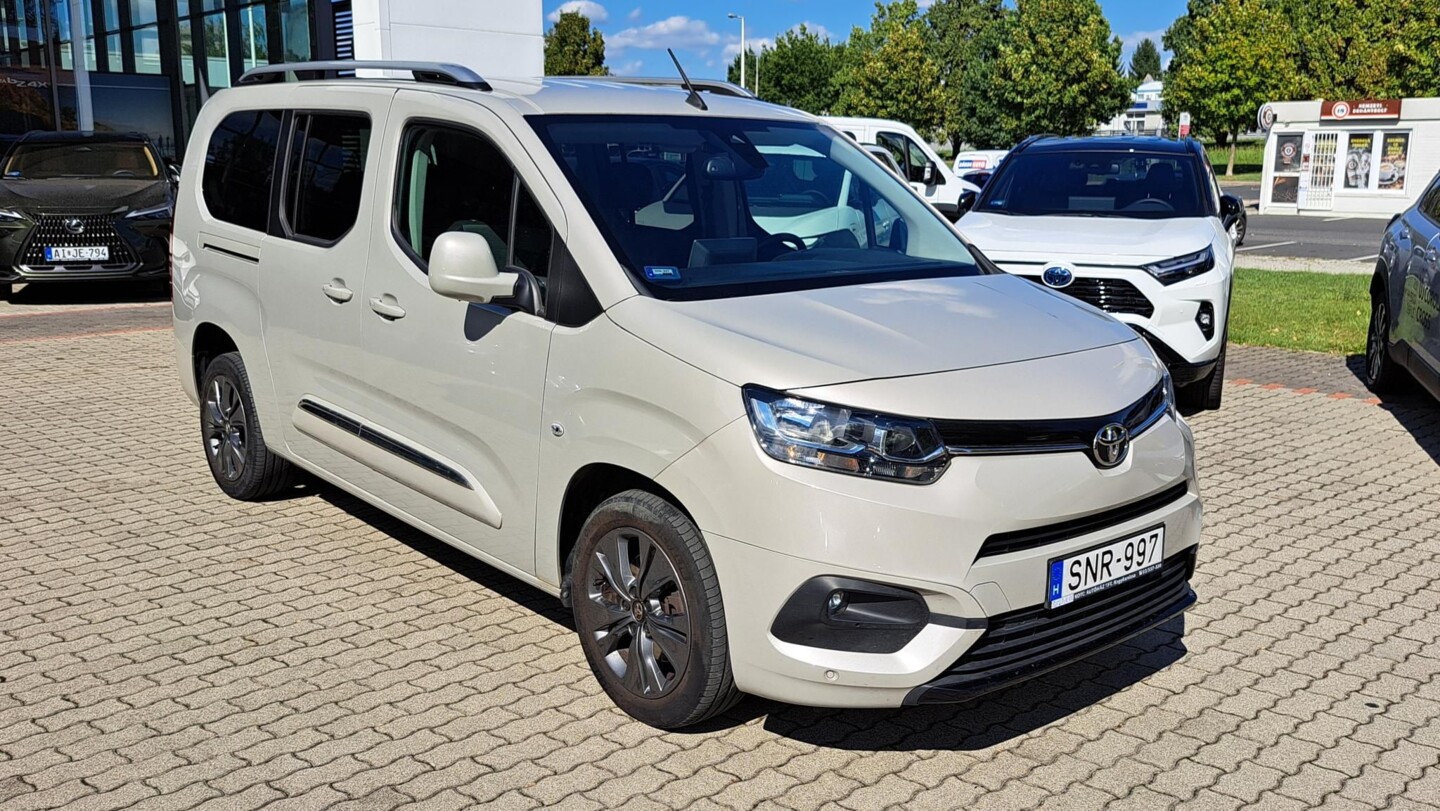 Toyota PROACE