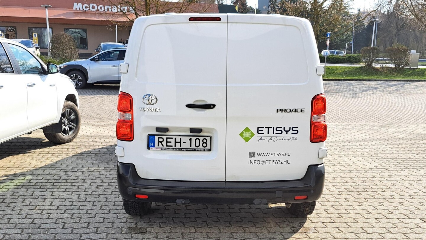 Toyota PROACE