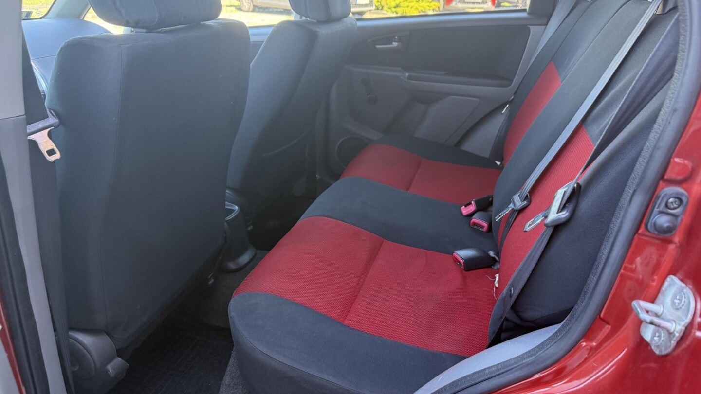 Suzuki SX4