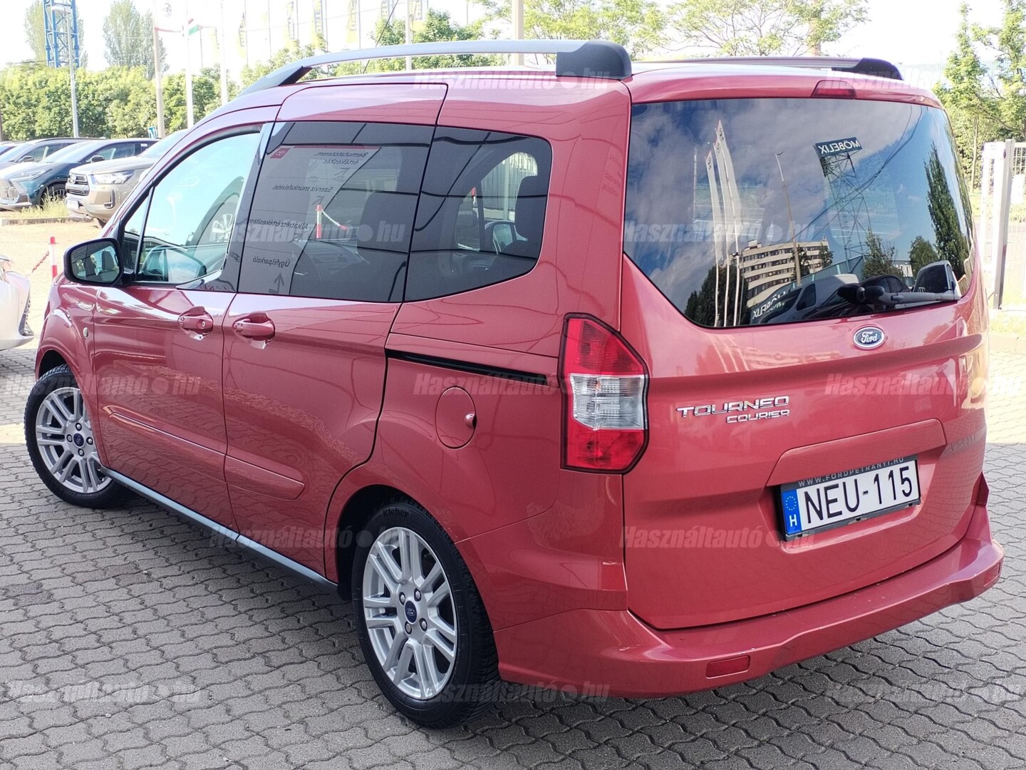 Ford Transit Courier