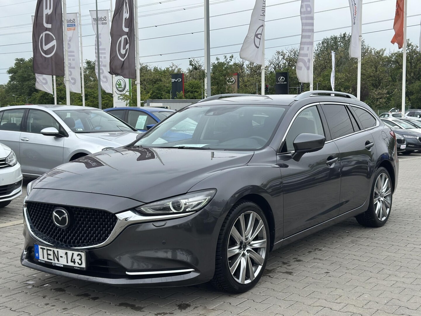 Mazda 6