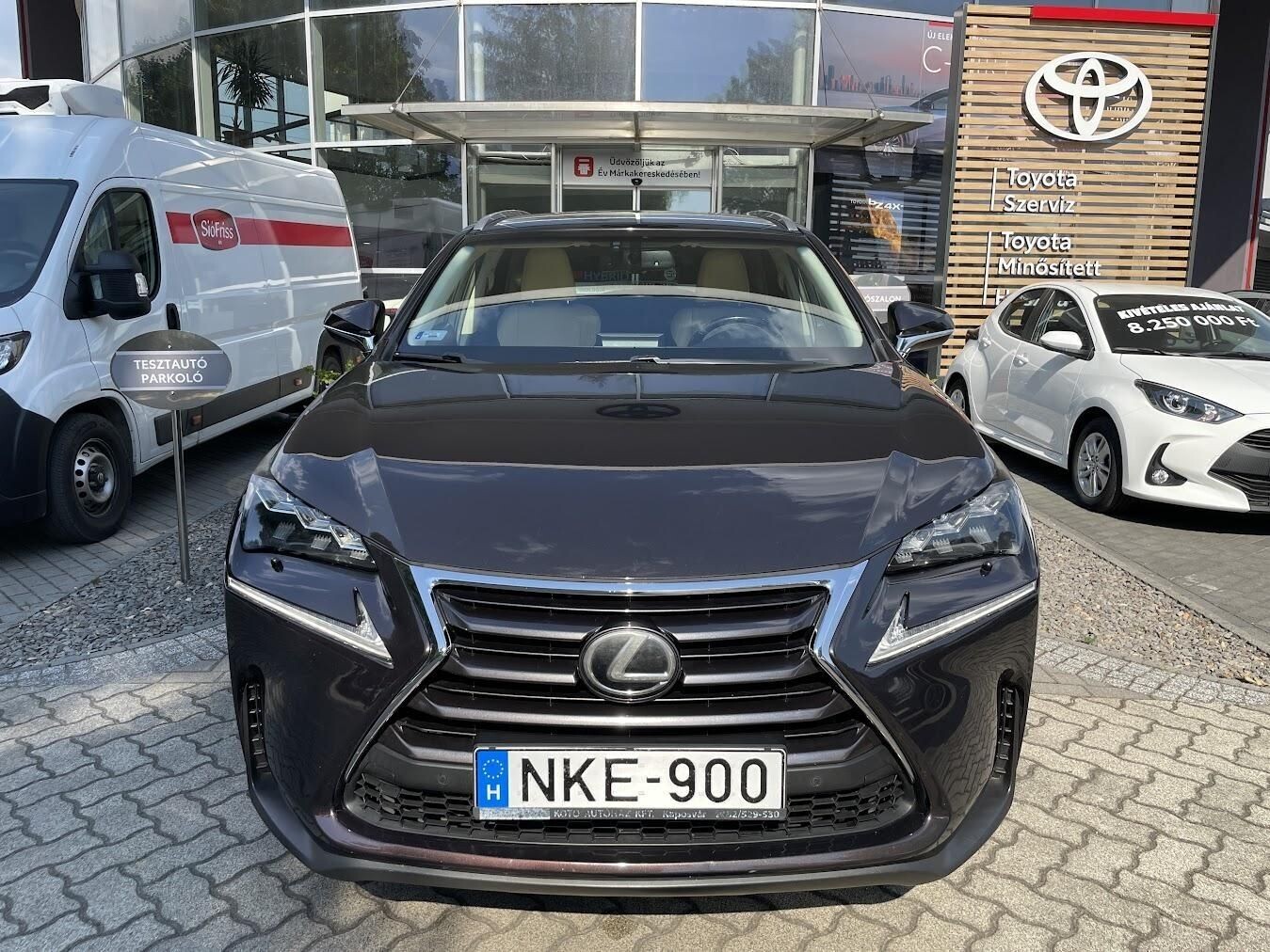 Lexus NX
