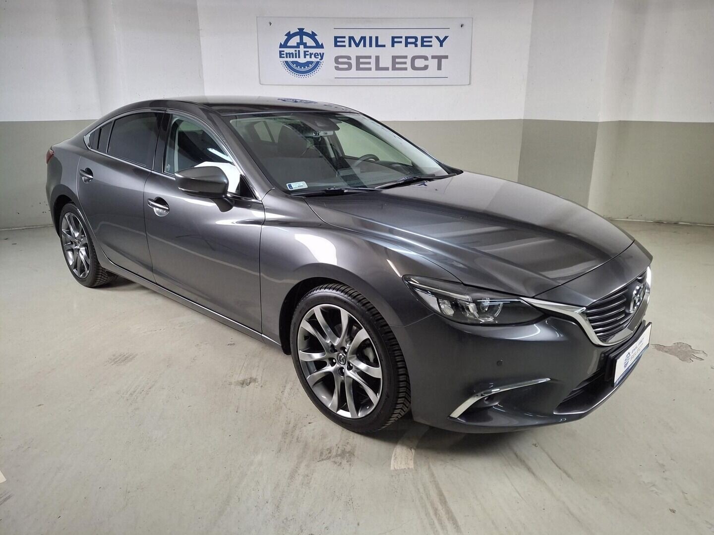 Mazda 6