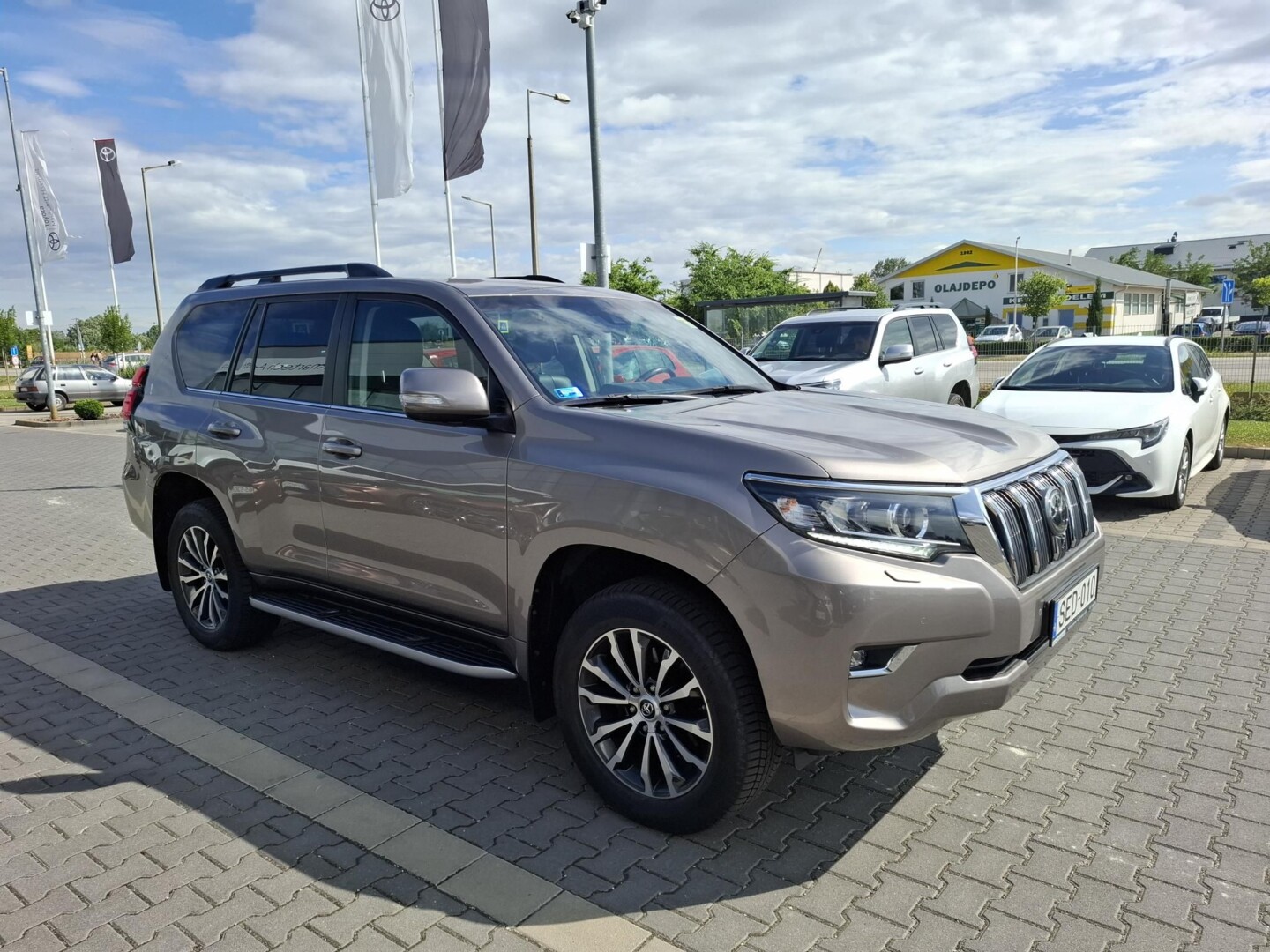 Toyota Land Cruiser