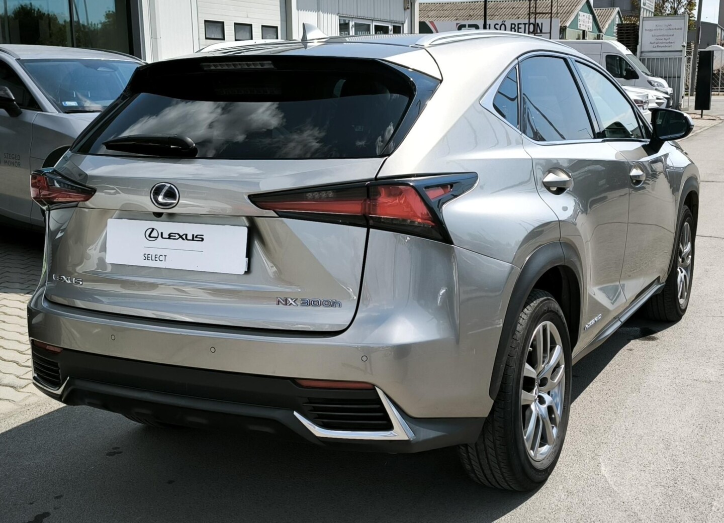 Lexus NX