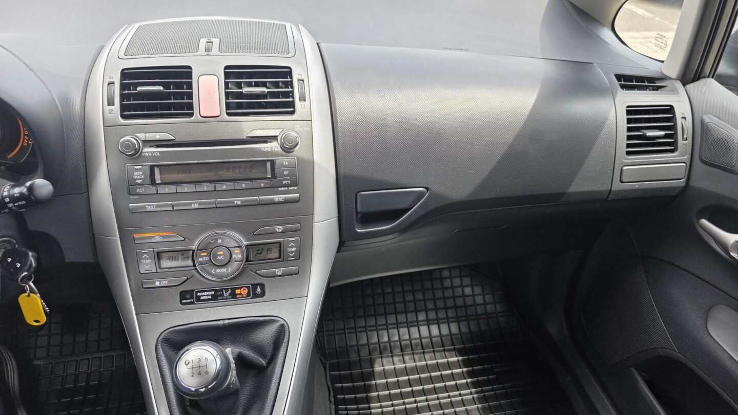 Toyota Auris