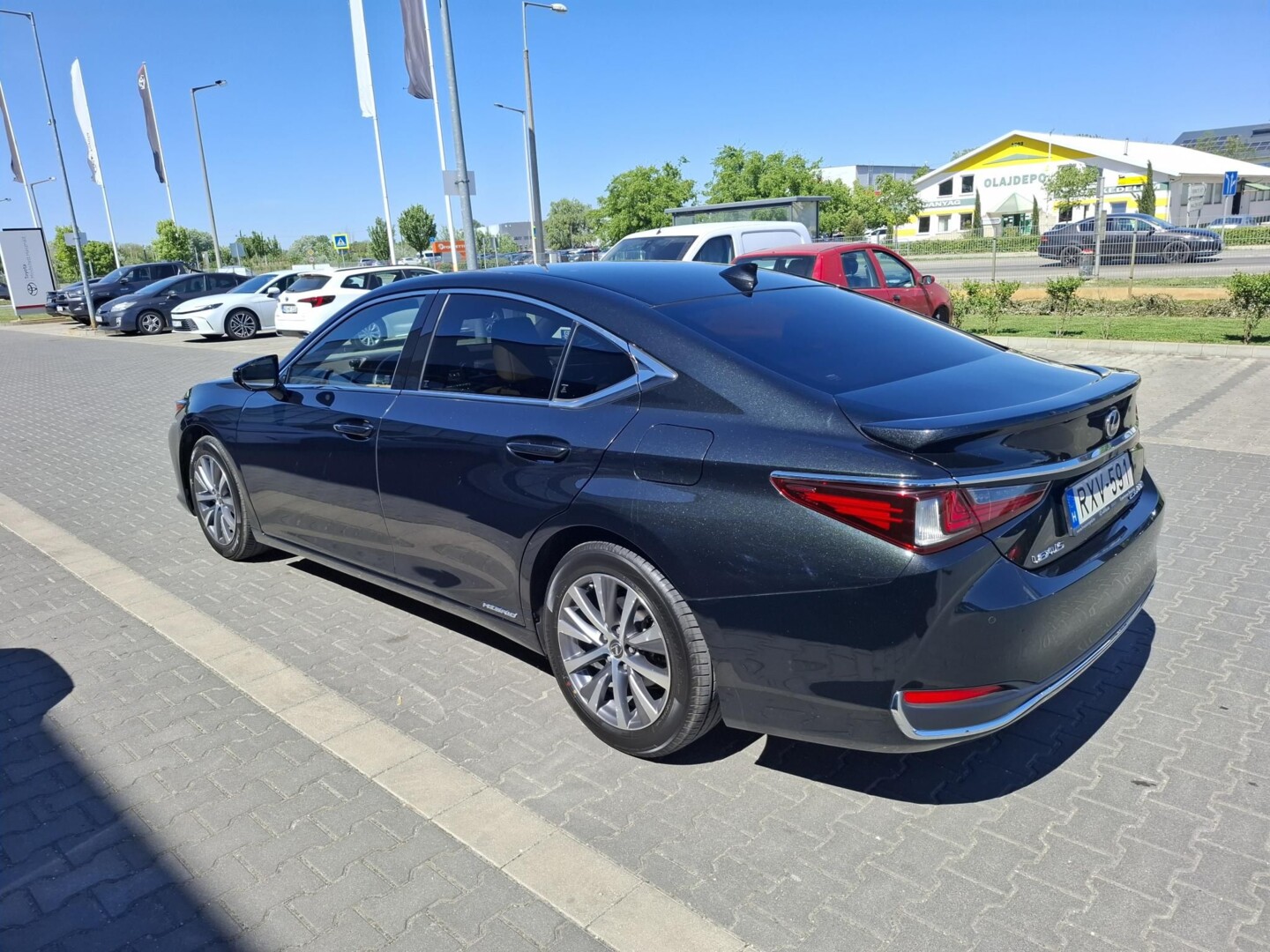 Lexus ES