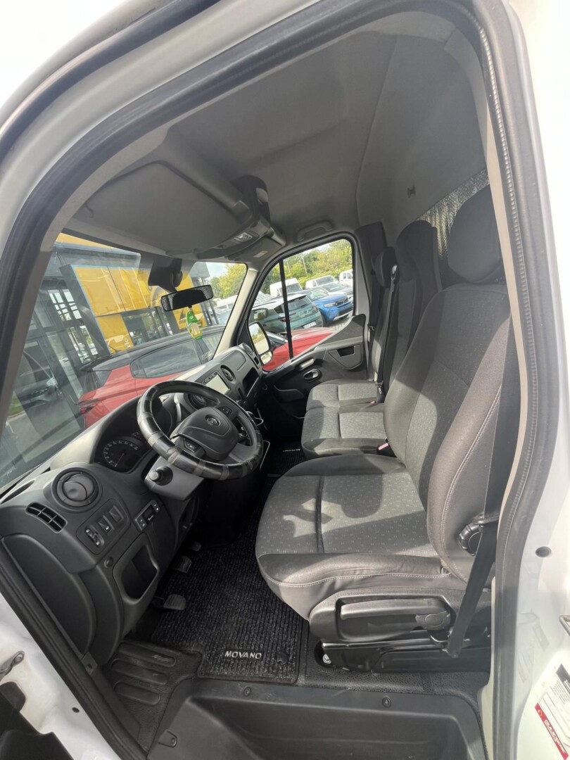 Opel Movano